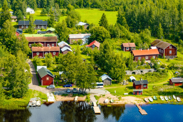 Asuminen, rakentaminen ja tontit