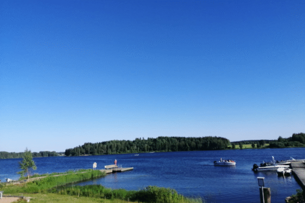 Tutustu Riitialan kylään