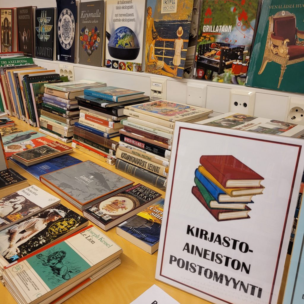 Kirjastoaineiston poistomyynti kesä-heinä-elokuussa 2026