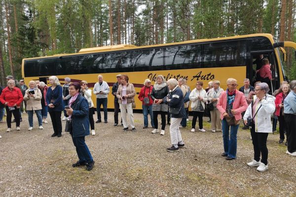 Länsi- ja Etelä-Ikaalisten kotiseutukierros